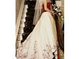 Stunningly Beautiful Sacha James Wedding Gown. Sz 10